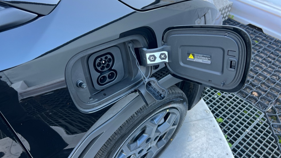 BYD Dolphin Surf 65kW Boost 43kWh 5dr Auto Electric Hatchback - Image 38