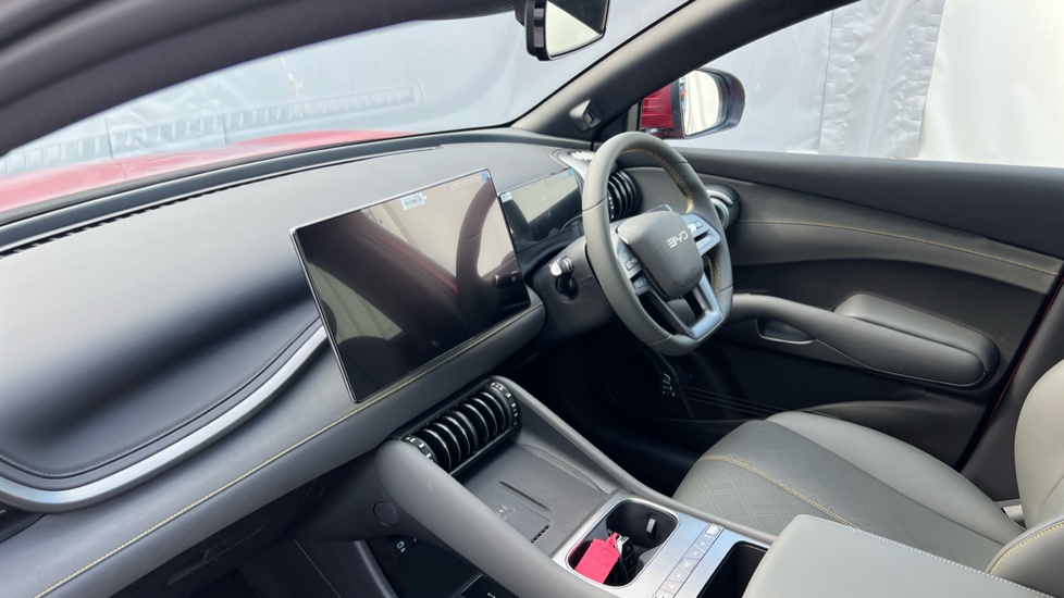 BYD Atto 3 Evo 230kW Design 75kWh 5dr Auto Electric Hatchback - Image 9