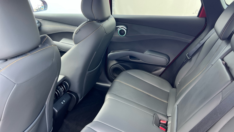 BYD Atto 3 Evo 230kW Design 75kWh 5dr Auto Electric Hatchback - Image 16