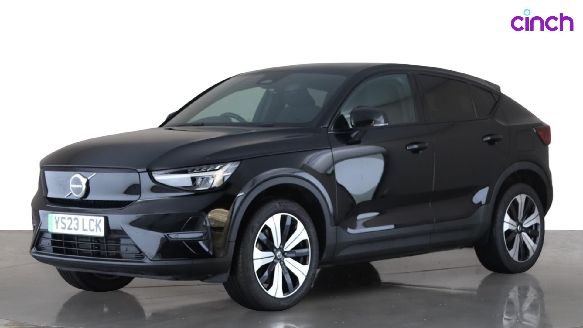 Volvo C40 listing photo