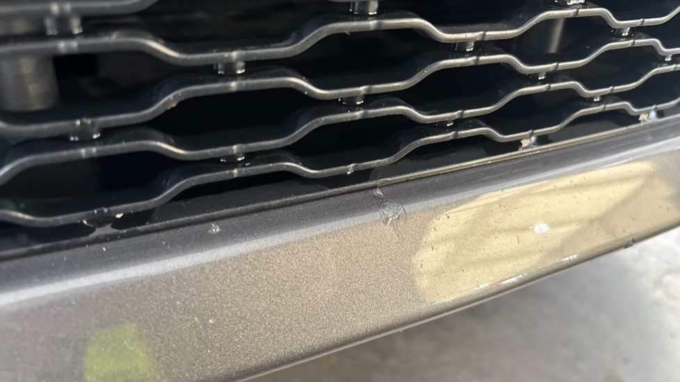 LAND ROVER RANGE ROVER SPORT chips and scratches