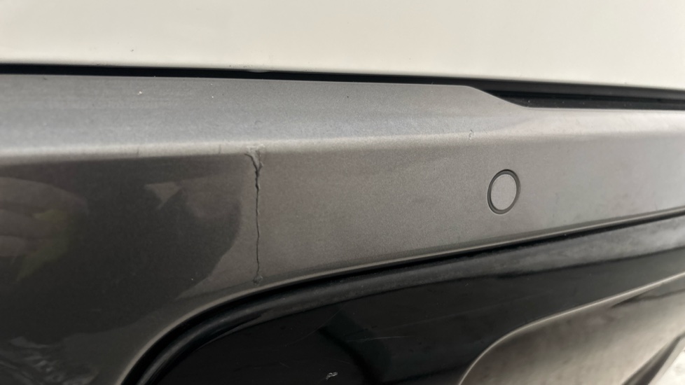 LAND ROVER RANGE ROVER SPORT chips and scratches