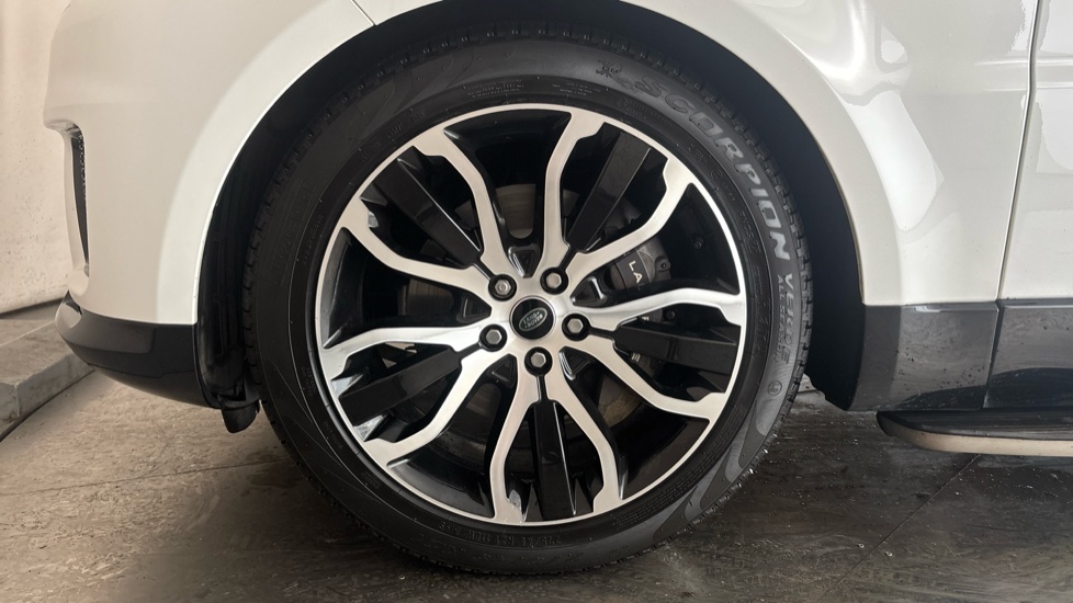 LAND ROVER RANGE ROVER SPORT Image 17