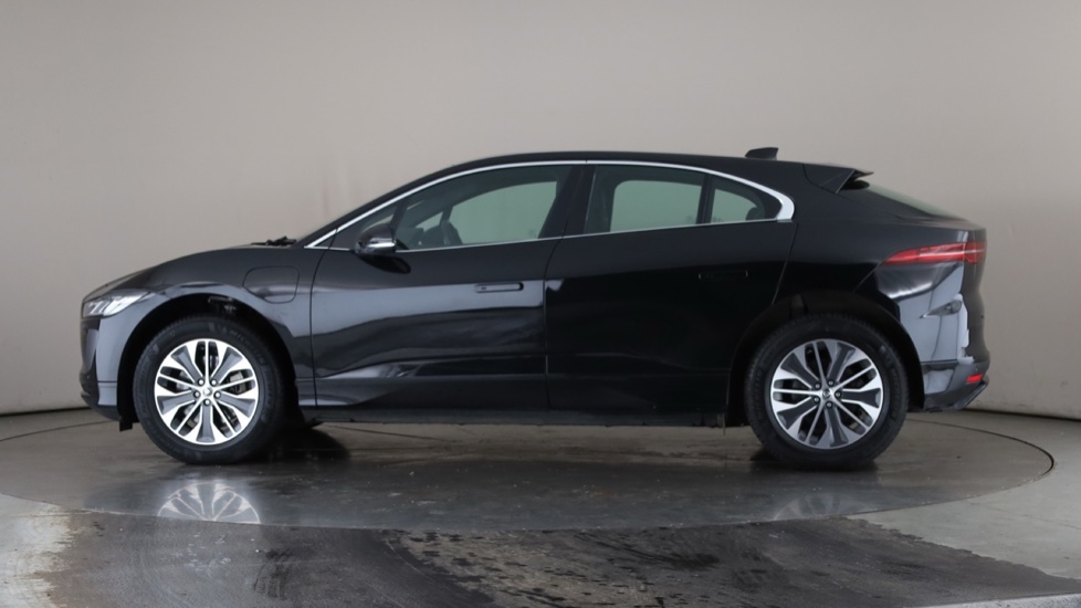 JAGUAR I-PACE Image 2