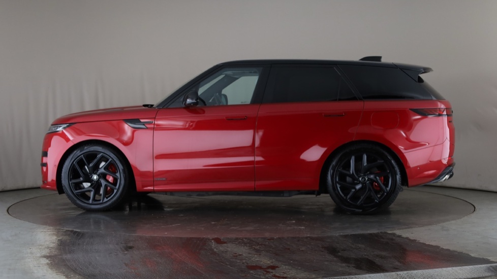 LAND ROVER RANGE ROVER SPORT Image 2