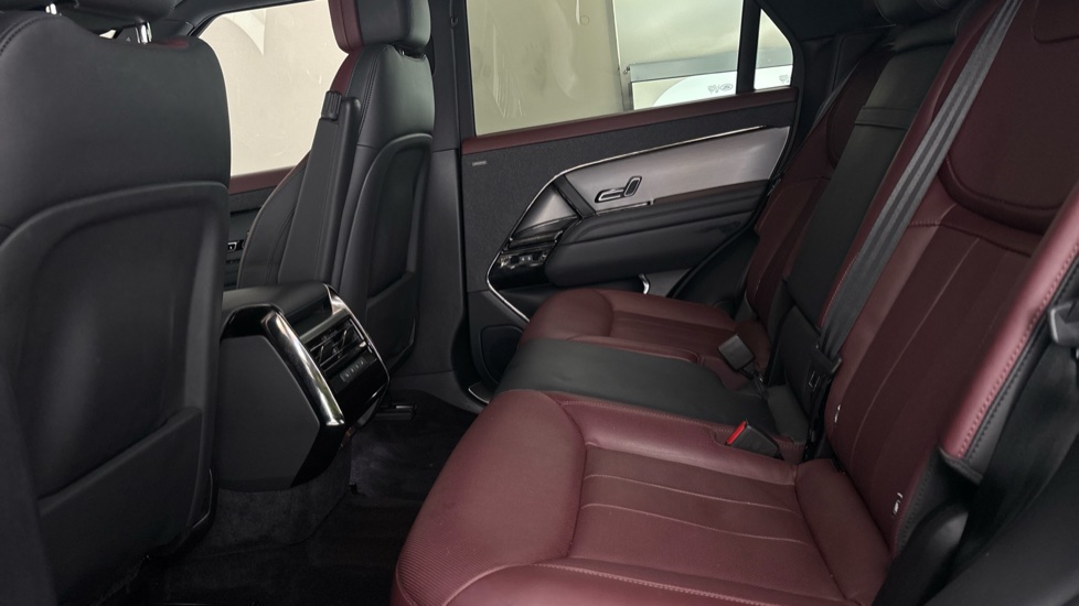 LAND ROVER RANGE ROVER SPORT Image 14