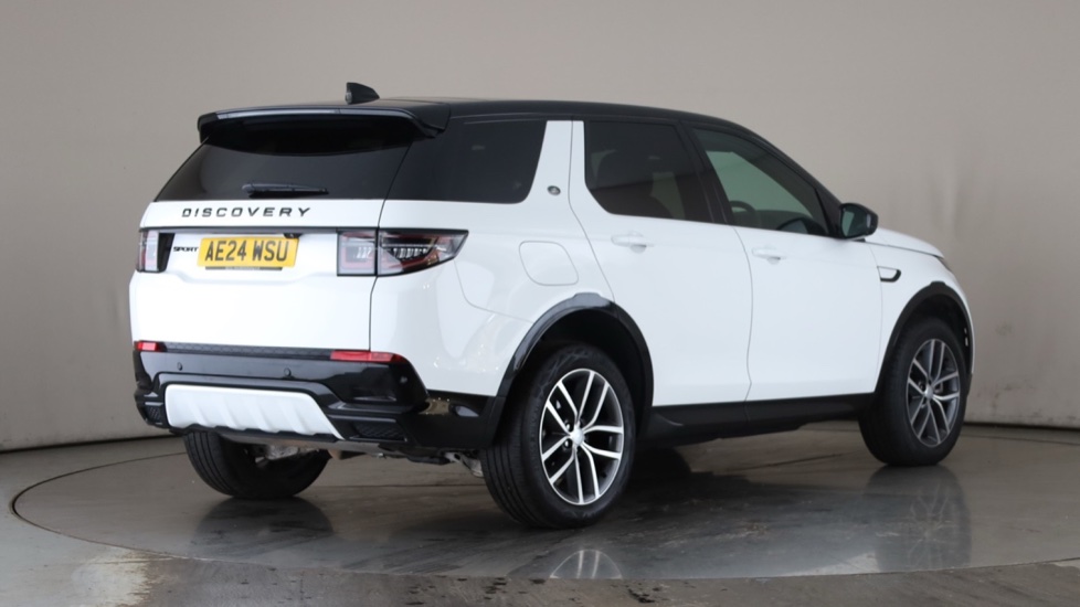 LAND ROVER DISCOVERY SPORT Image 5