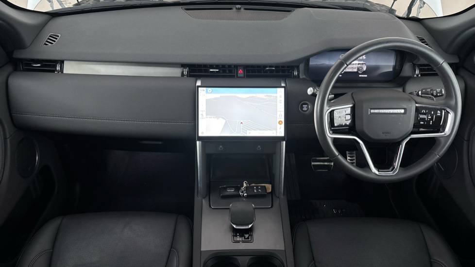 LAND ROVER DISCOVERY SPORT Image 11