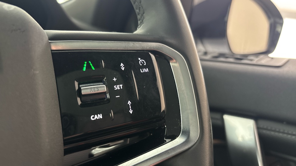 LAND ROVER DISCOVERY SPORT Cruise control