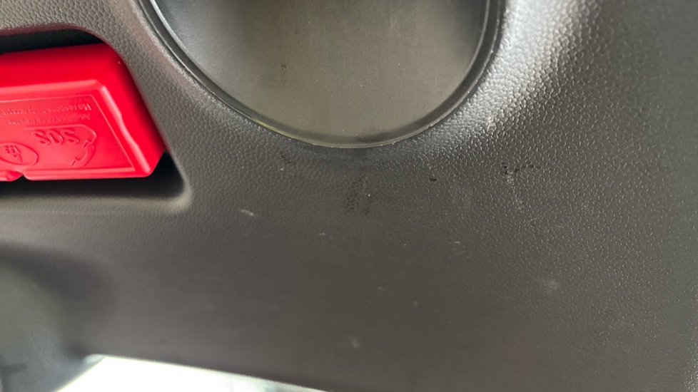 MINI HATCHBACK scuff