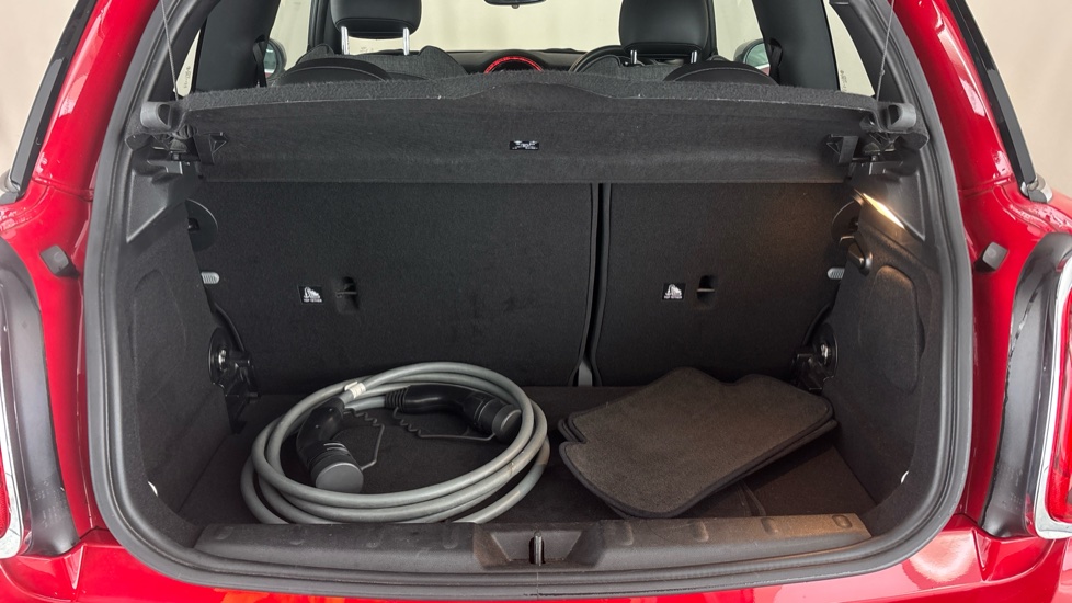 MINI HATCHBACK Image 15