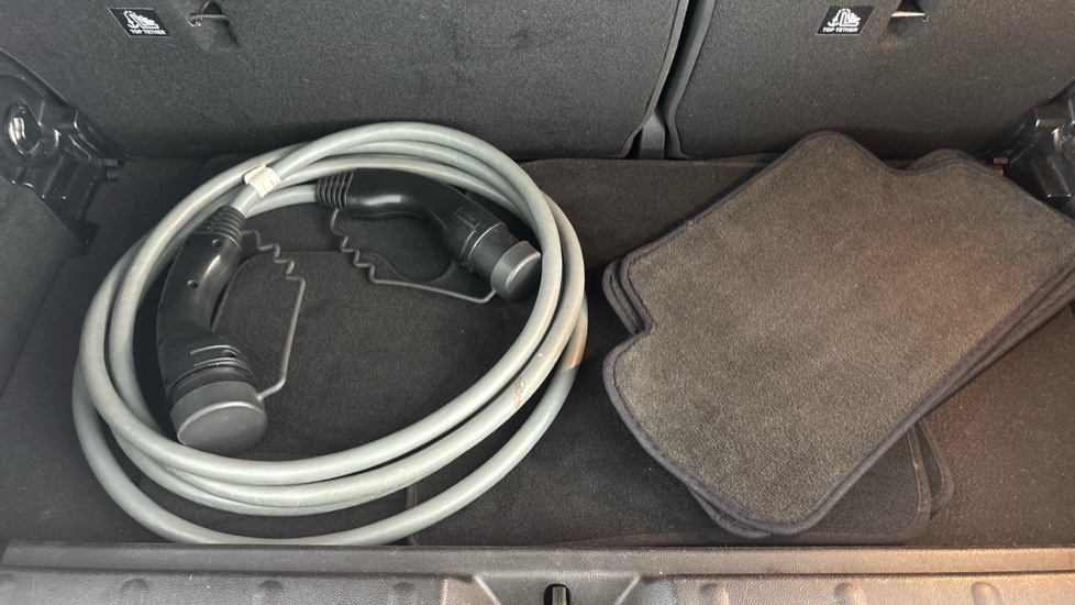 MINI HATCHBACK Image 22