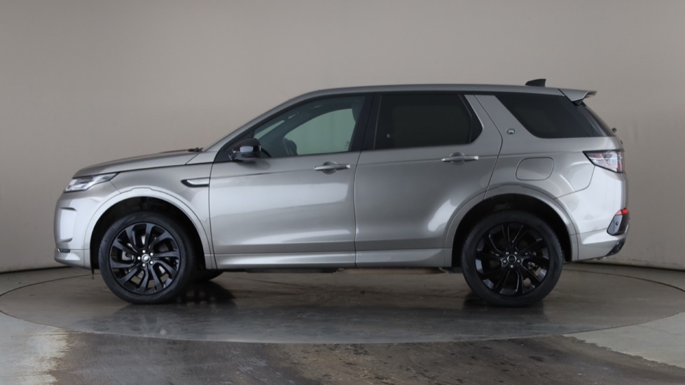 LAND ROVER DISCOVERY SPORT Image 2