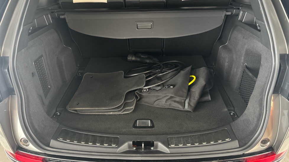 LAND ROVER DISCOVERY SPORT Image 15