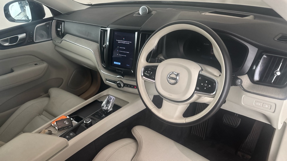 VOLVO XC60 Image 9