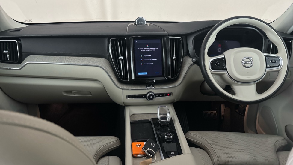 VOLVO XC60 Image 11