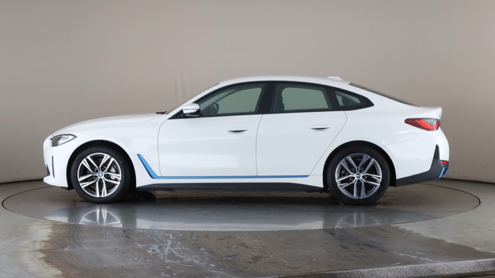 BMW I4 Image 2