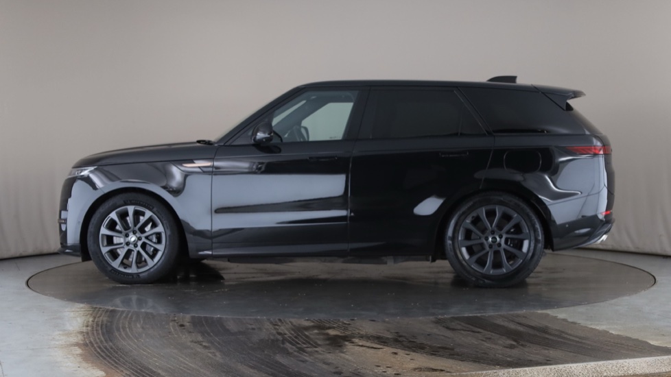 LAND ROVER RANGE ROVER SPORT Image 2