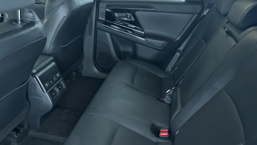 SUBARU SOLTERRA Image 14