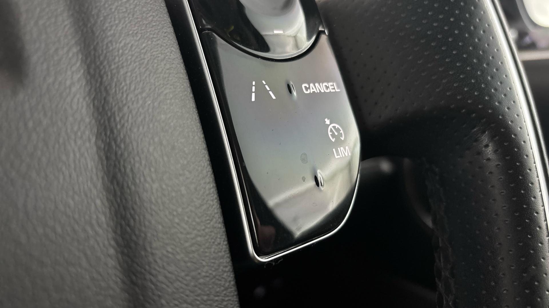 4027586 2.0 P400e HSE Dynamic 5dr Auto