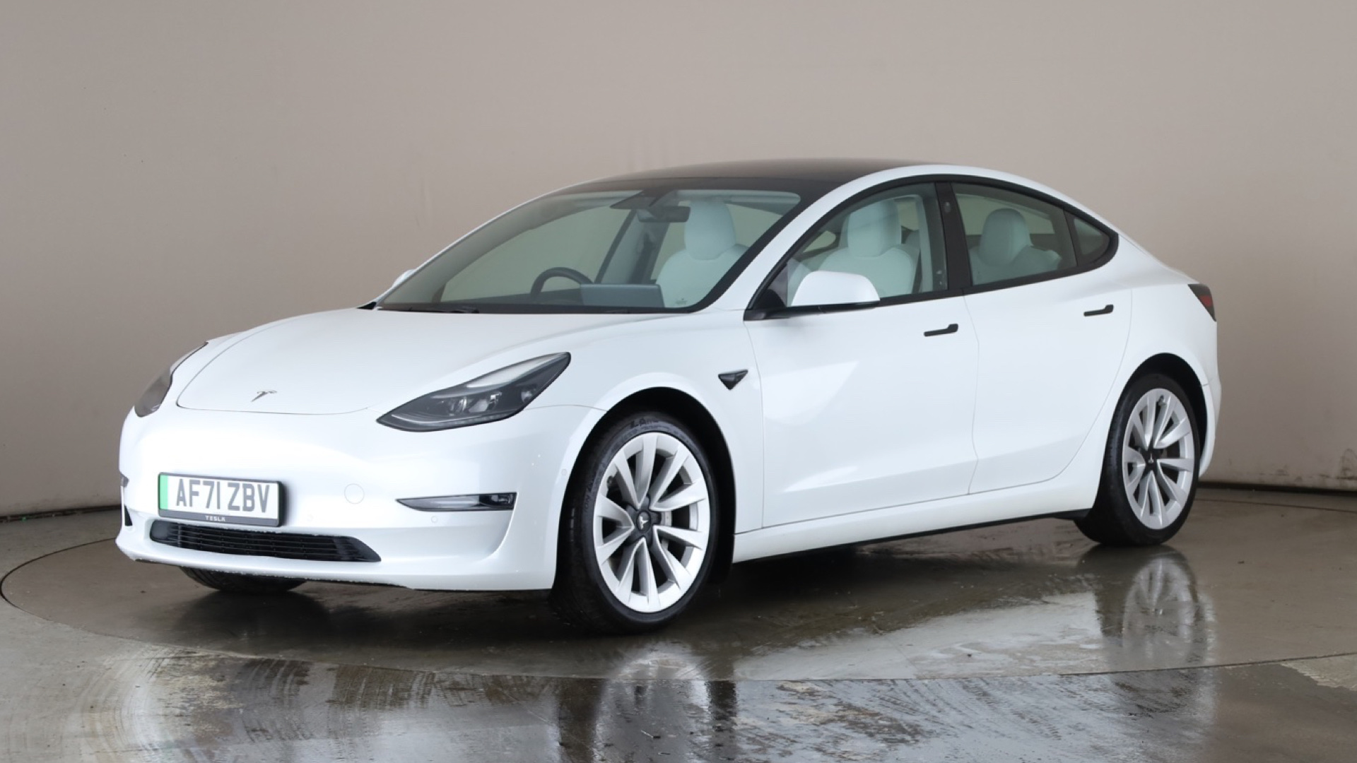 Long Range AWD 4dr Auto [2021]