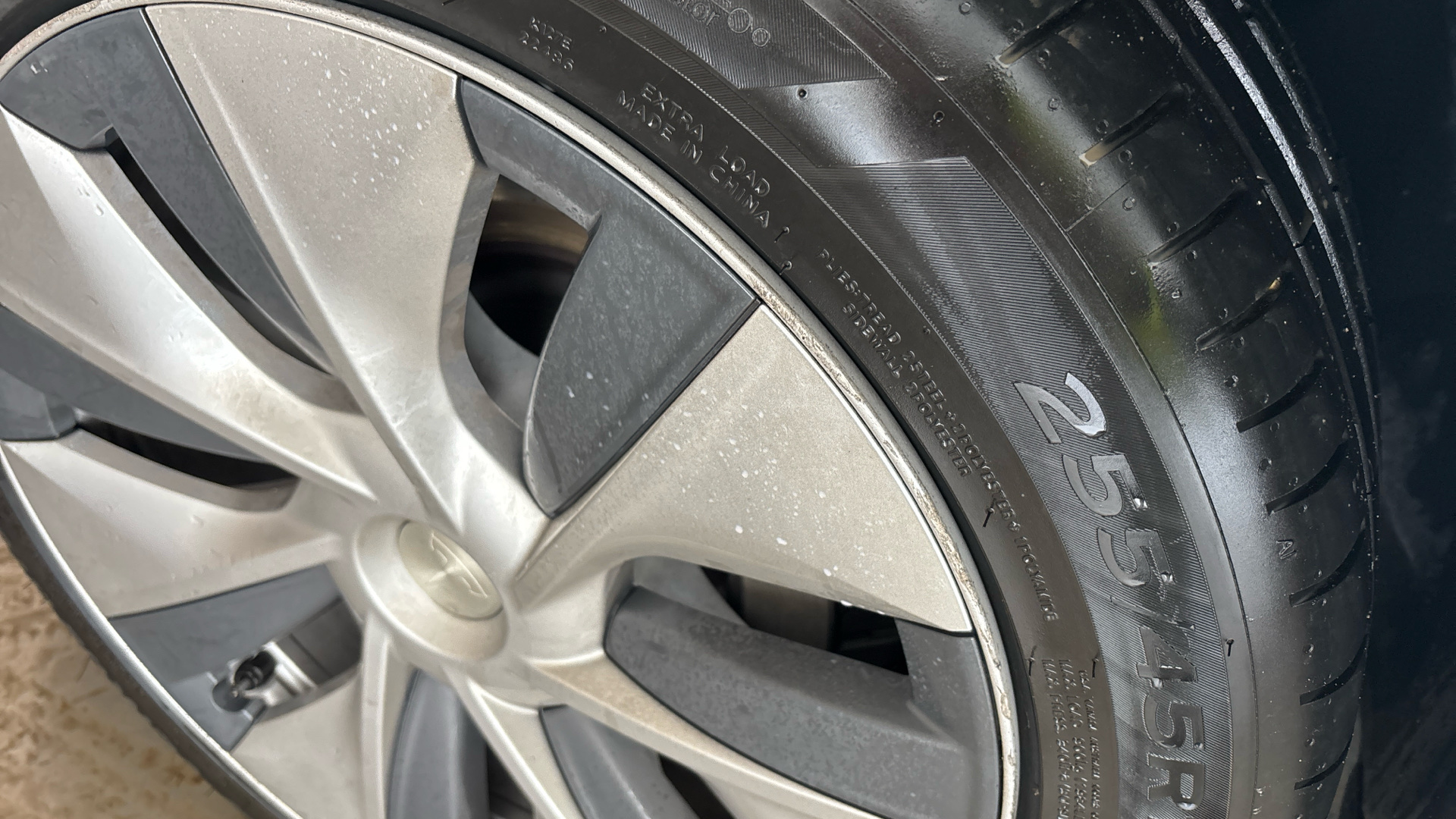 4020668 Long Range AWD 5dr Auto