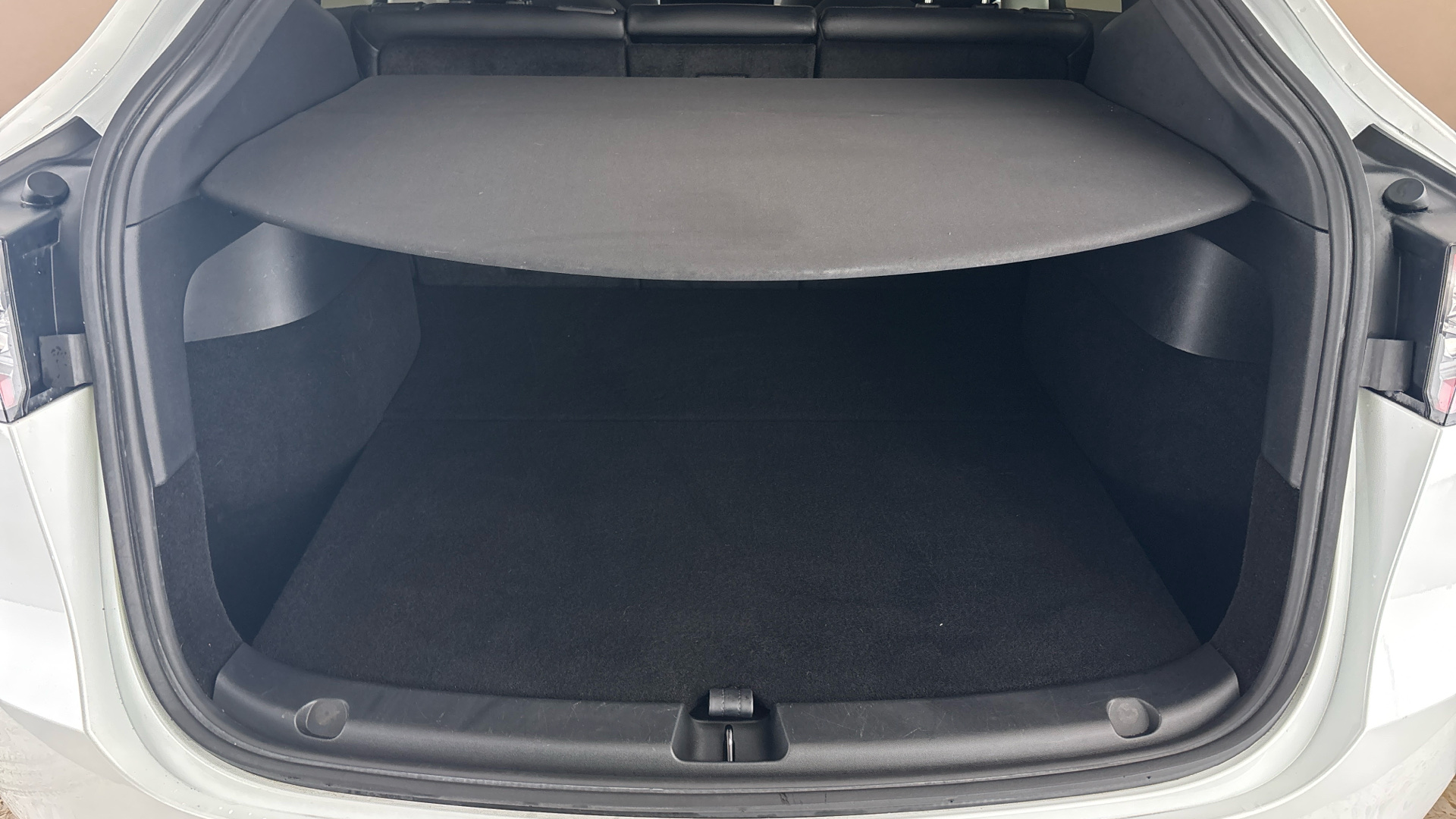 4020668 Long Range AWD 5dr Auto