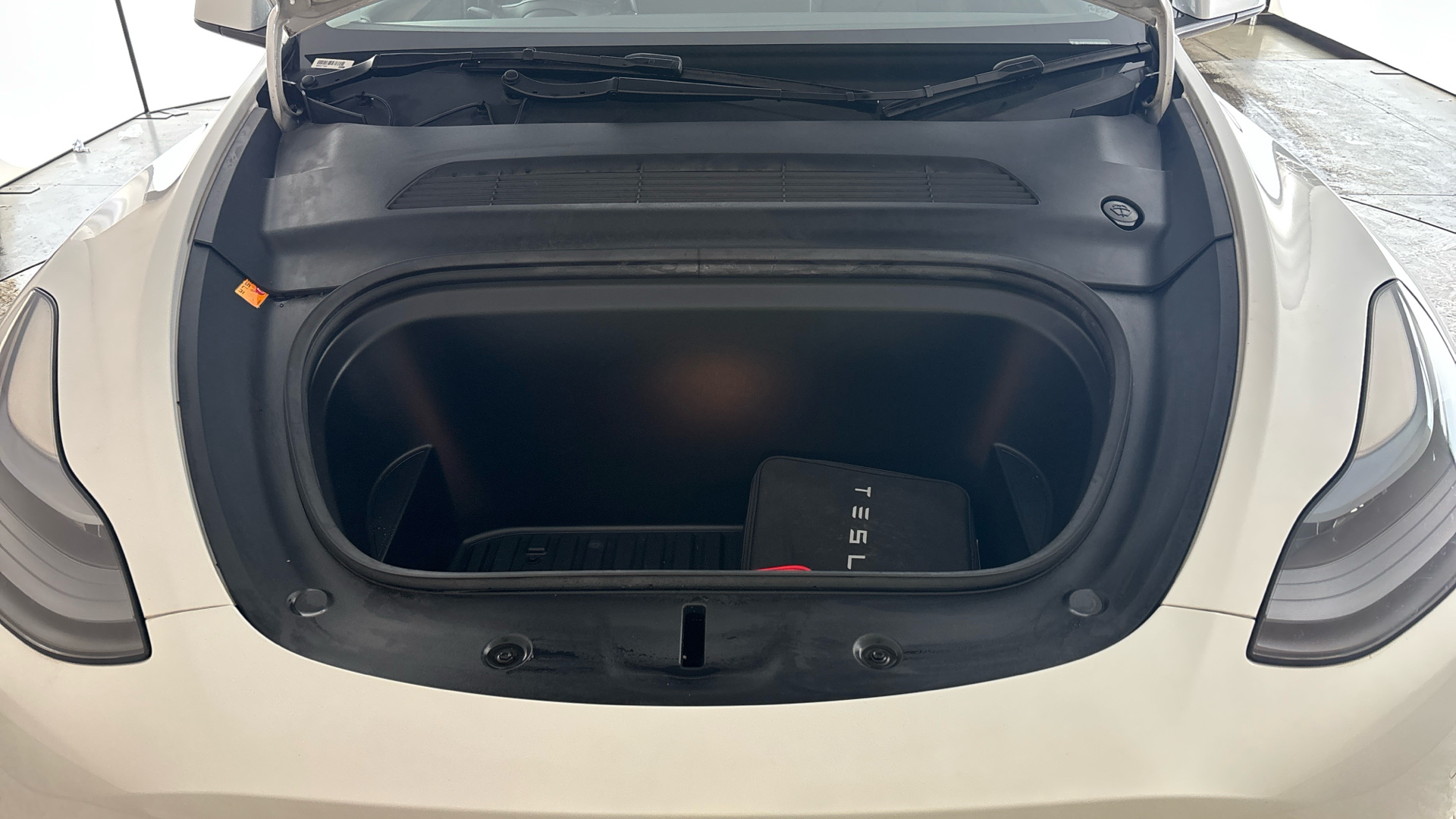 4020668 Long Range AWD 5dr Auto