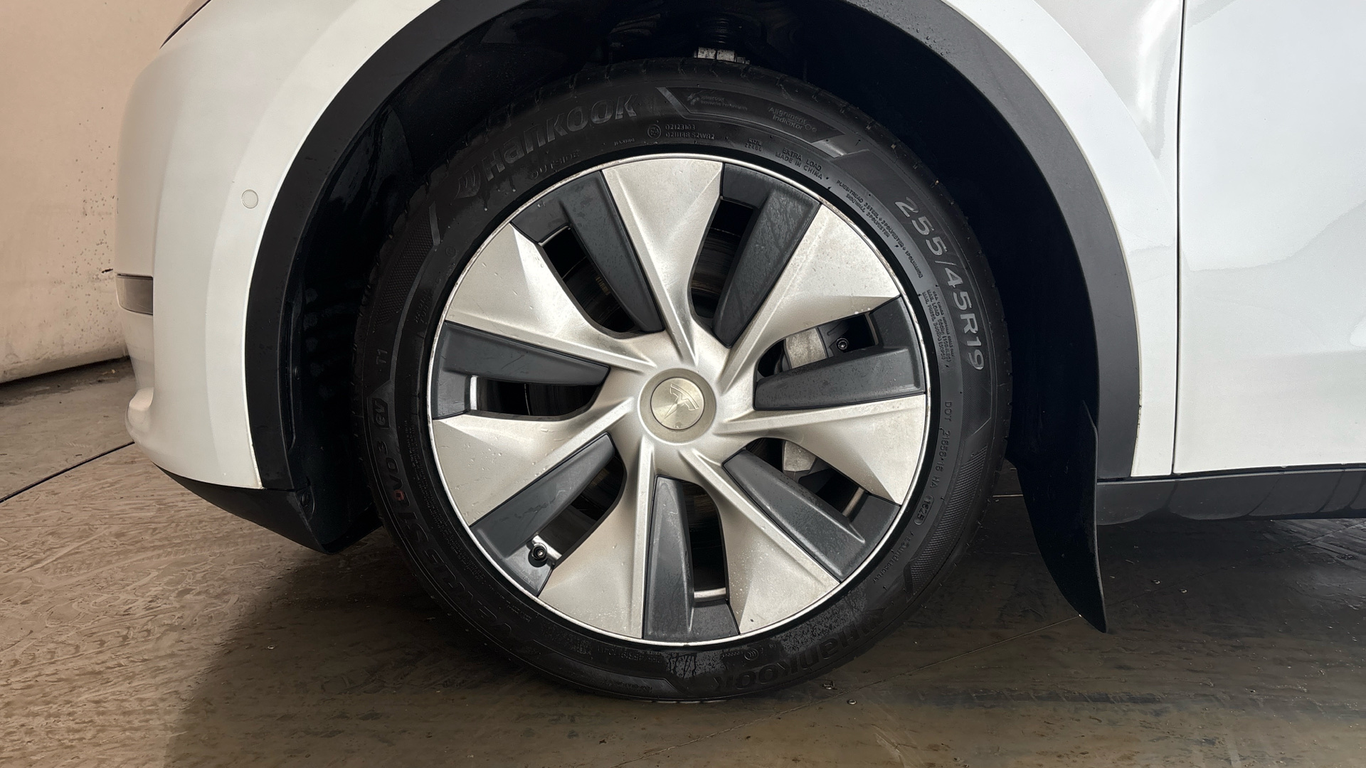 4020668 Long Range AWD 5dr Auto