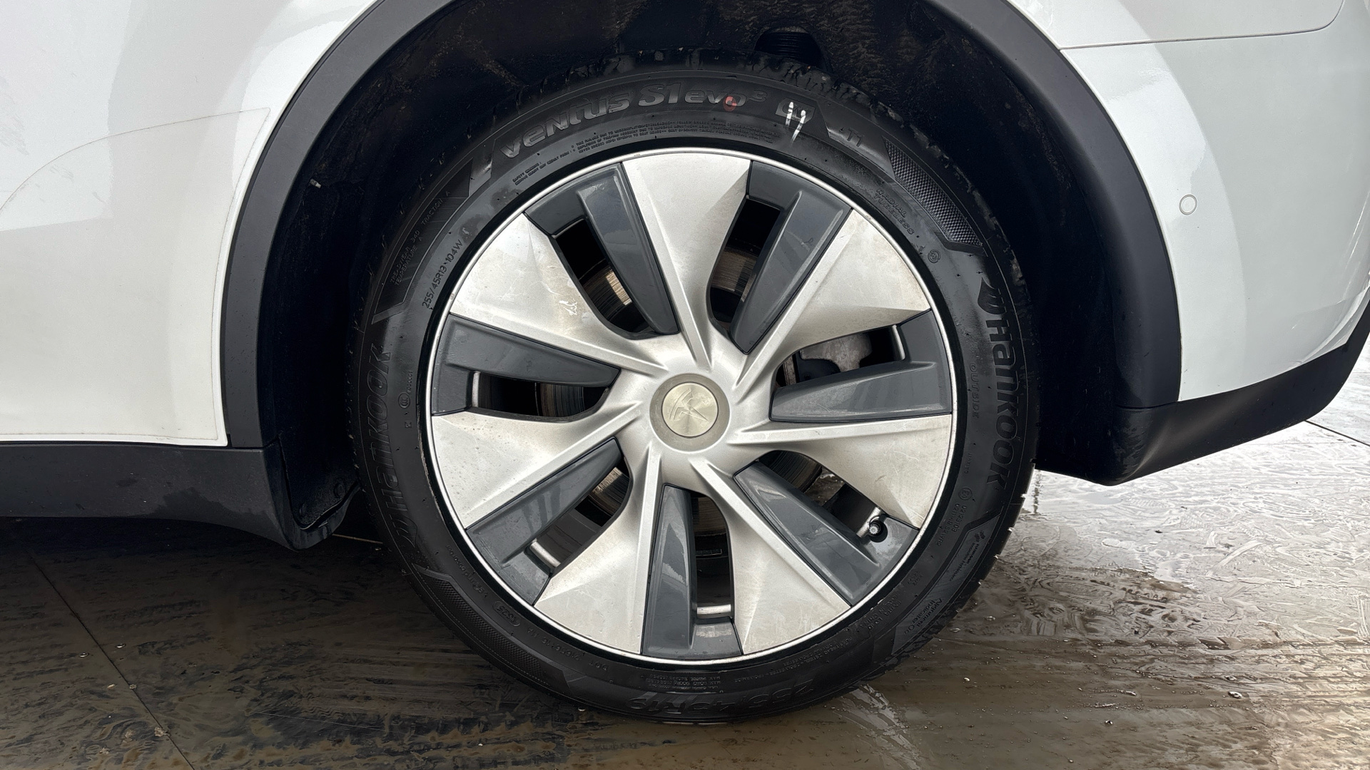 4020668 Long Range AWD 5dr Auto