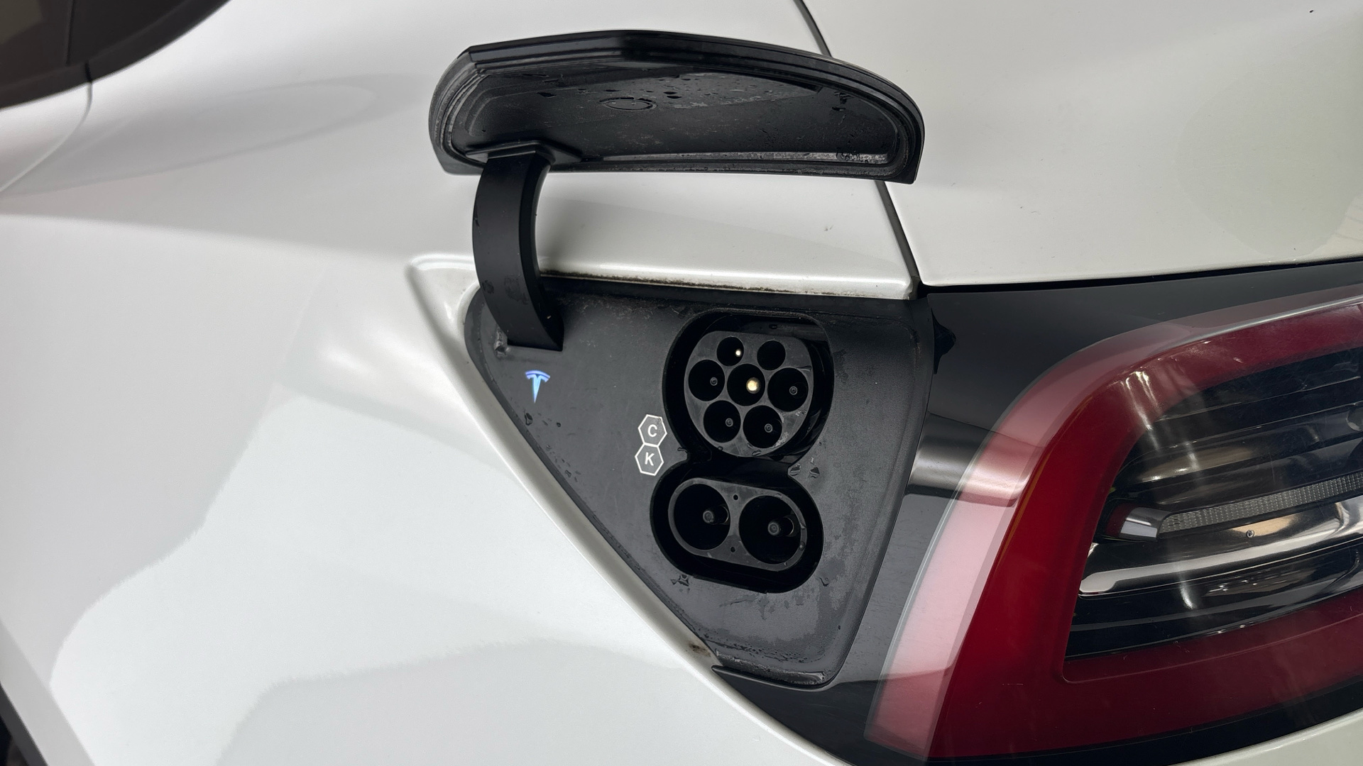 4020668 Long Range AWD 5dr Auto