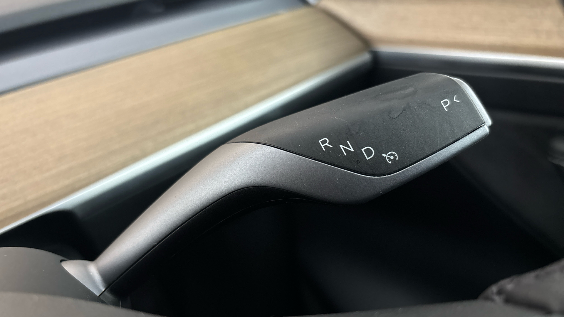 4020668 Long Range AWD 5dr Auto