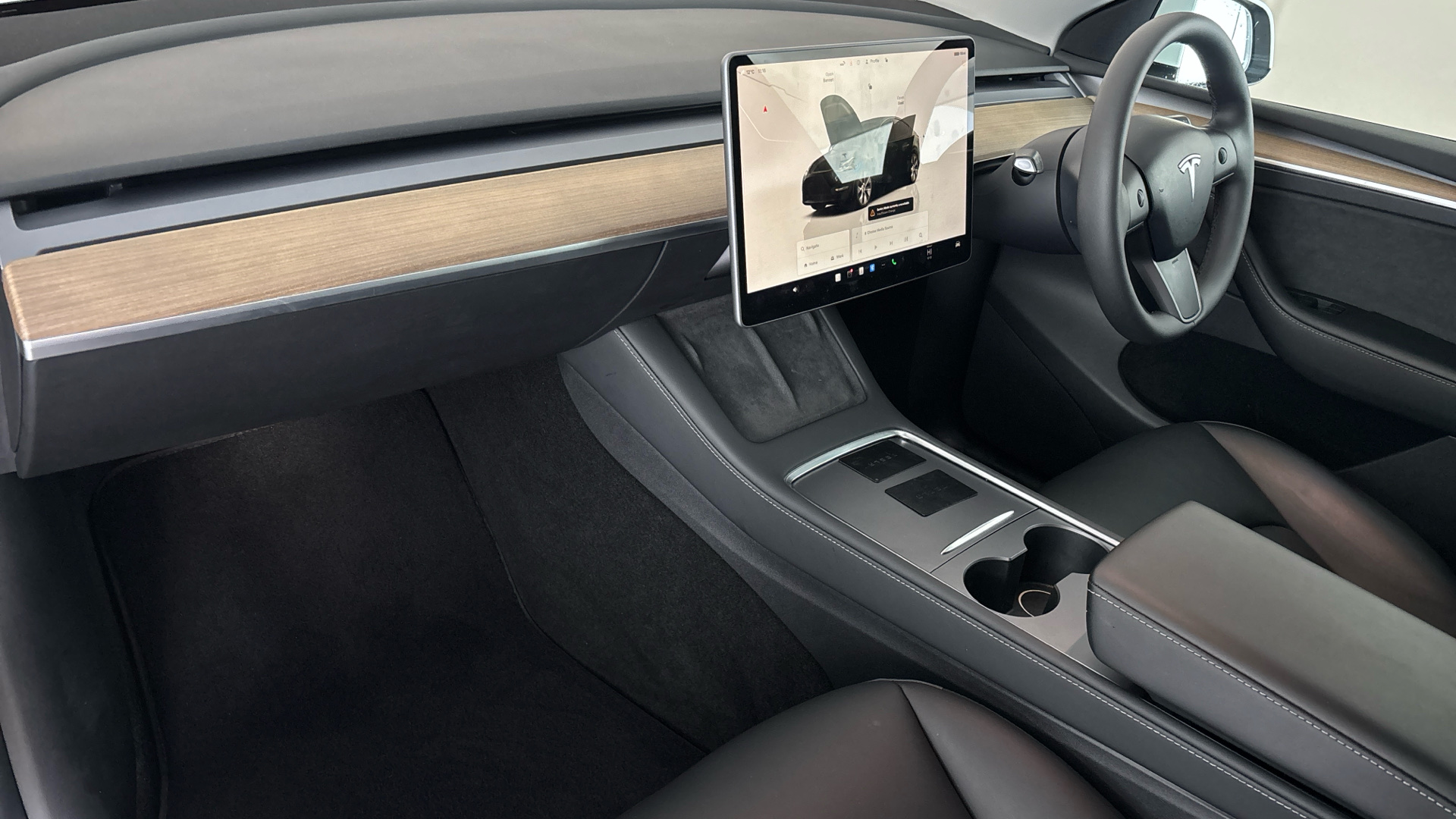 4020641 Long Range AWD 5dr Auto