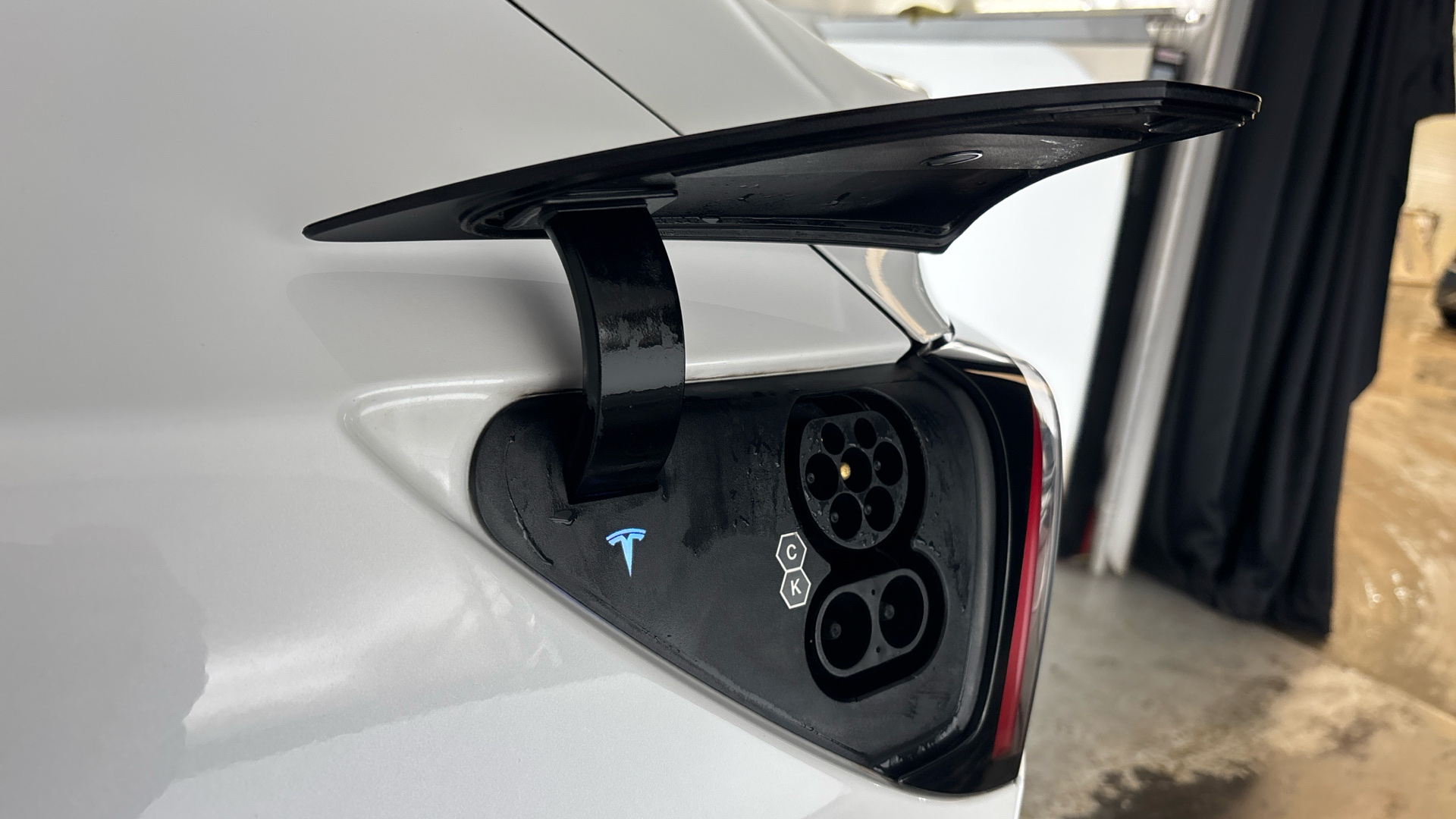 4020641 Long Range AWD 5dr Auto