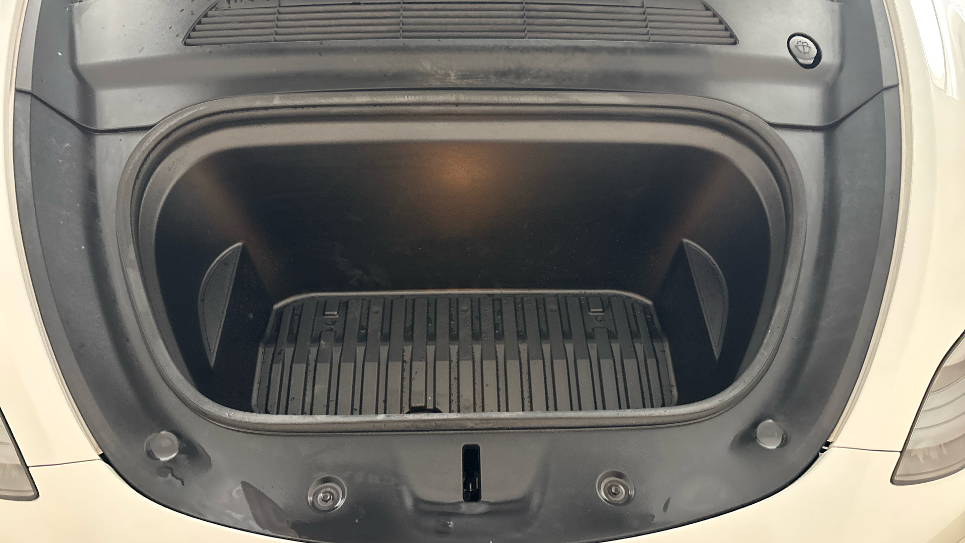 4060153 Long Range AWD 5dr Auto