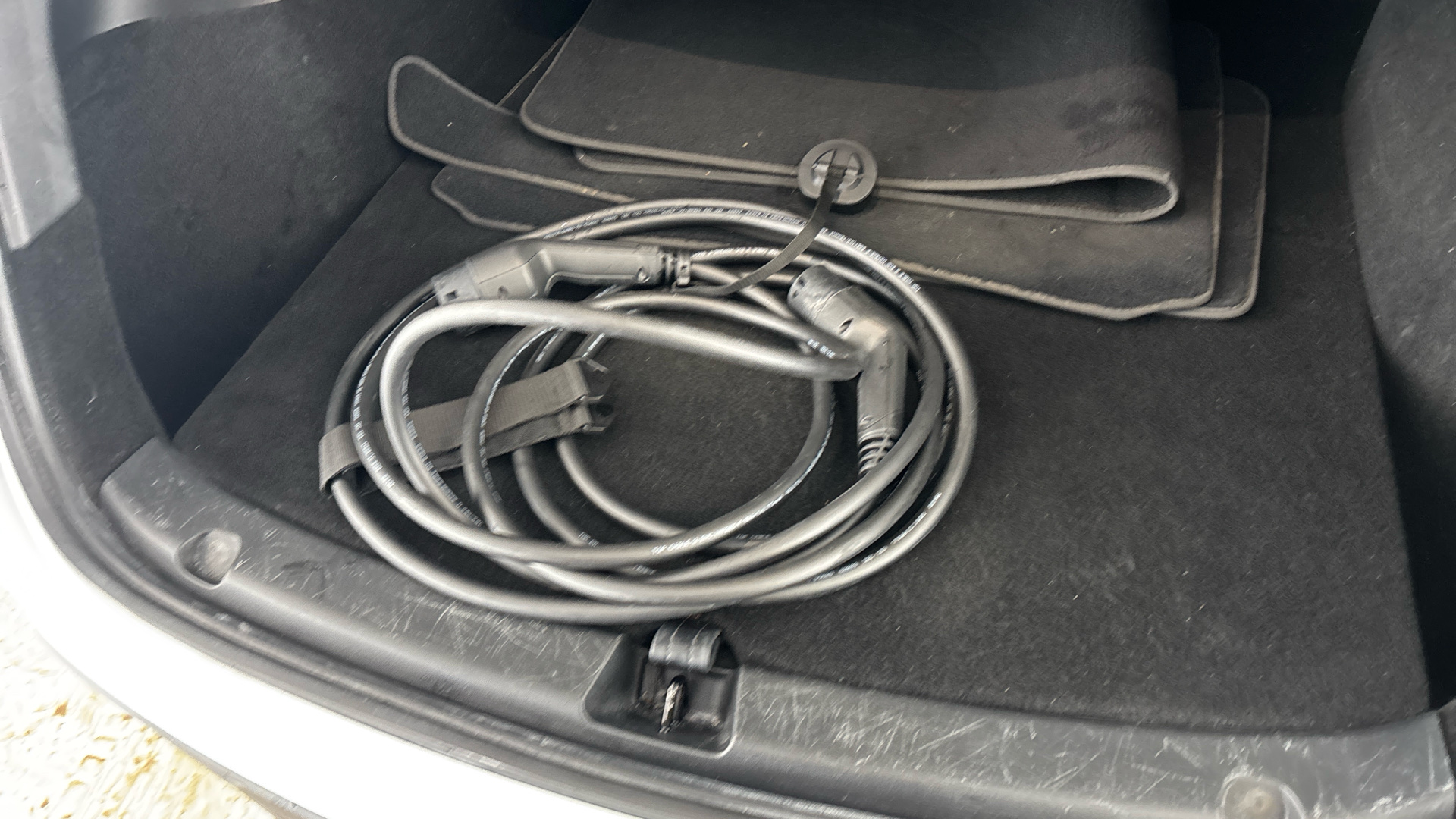 4060153 Long Range AWD 5dr Auto