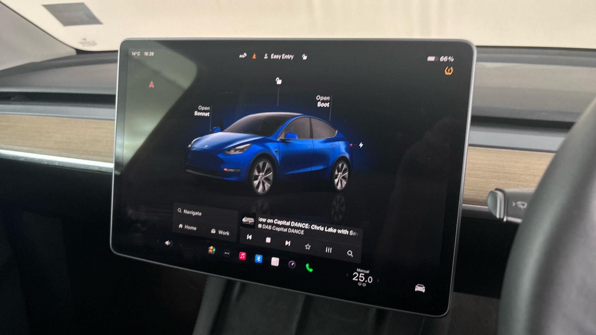 4020681 Long Range AWD 5dr Auto