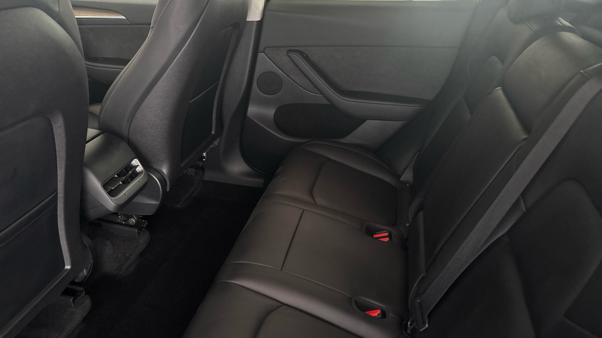 4020681 Long Range AWD 5dr Auto