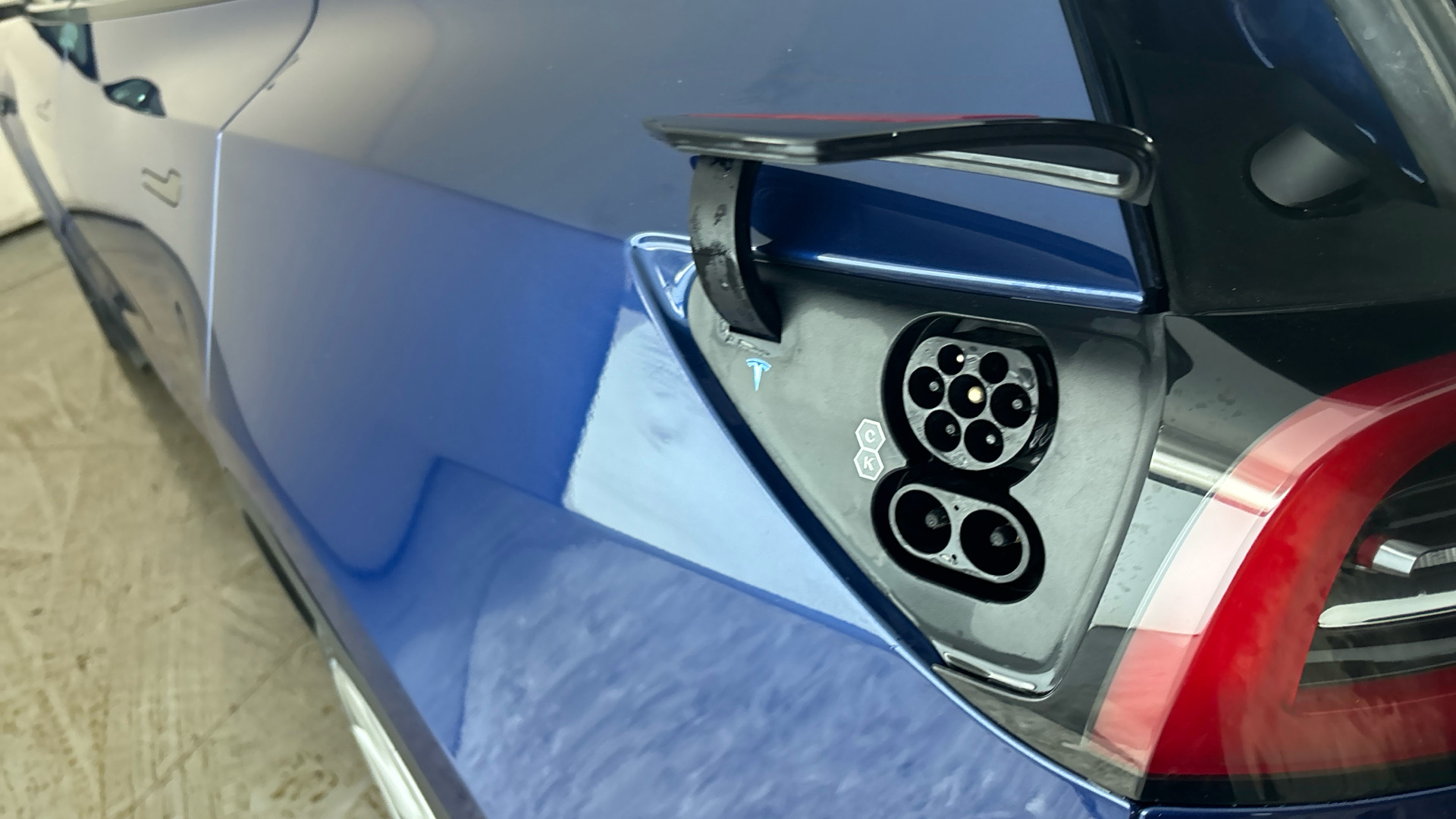 4020681 Long Range AWD 5dr Auto