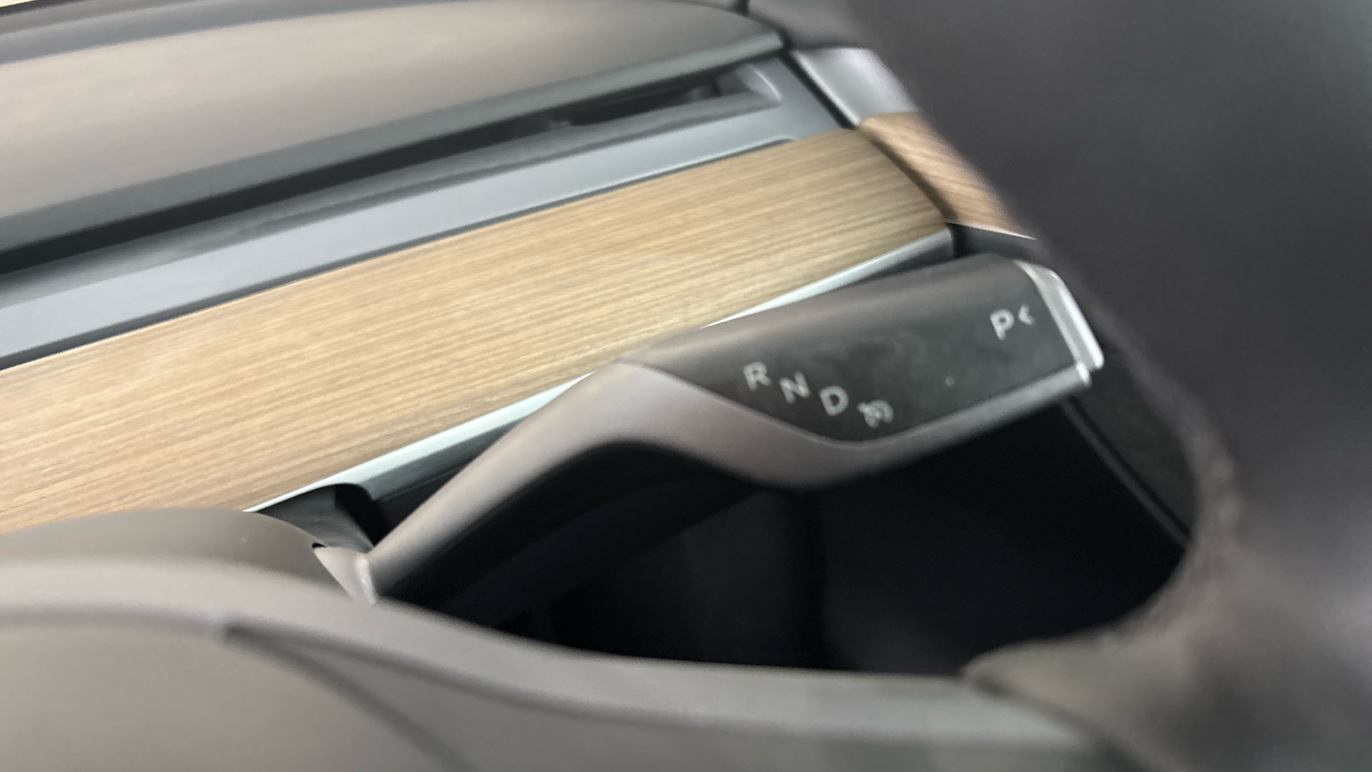 4020681 Long Range AWD 5dr Auto