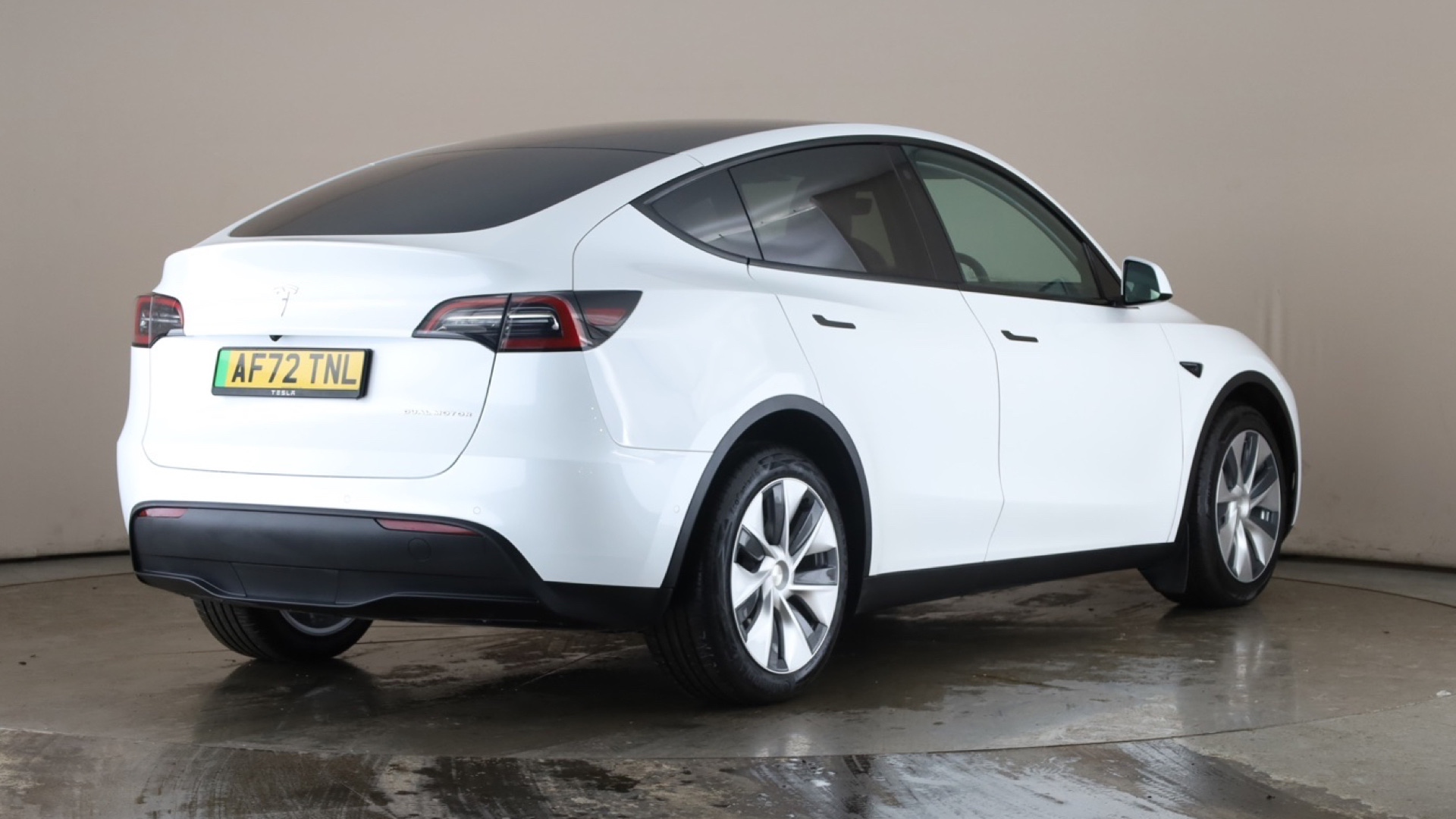 4020917 Long Range AWD 5dr Auto