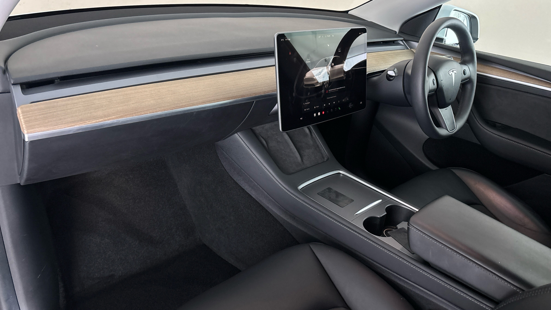 4020917 Long Range AWD 5dr Auto