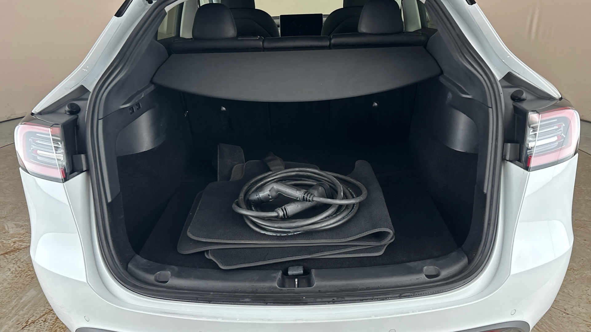 4020917 Long Range AWD 5dr Auto