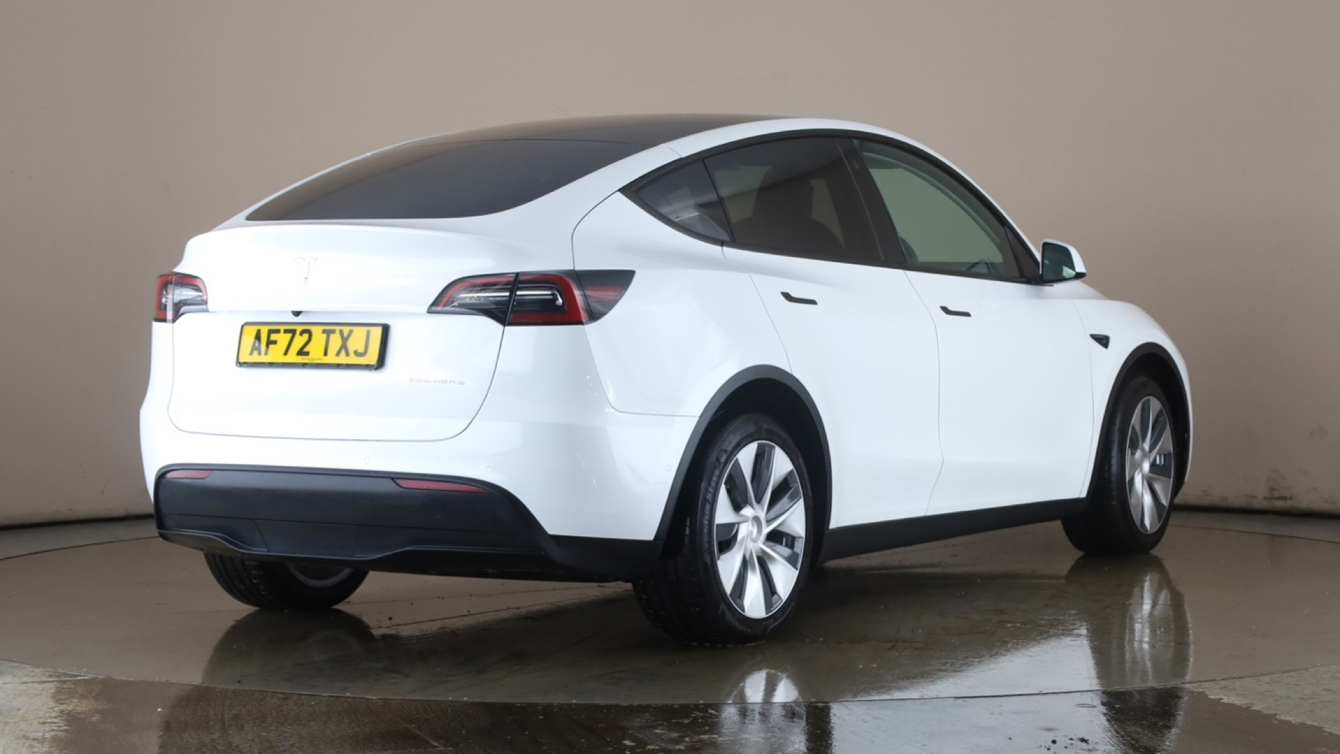 4058720 Long Range AWD 5dr Auto