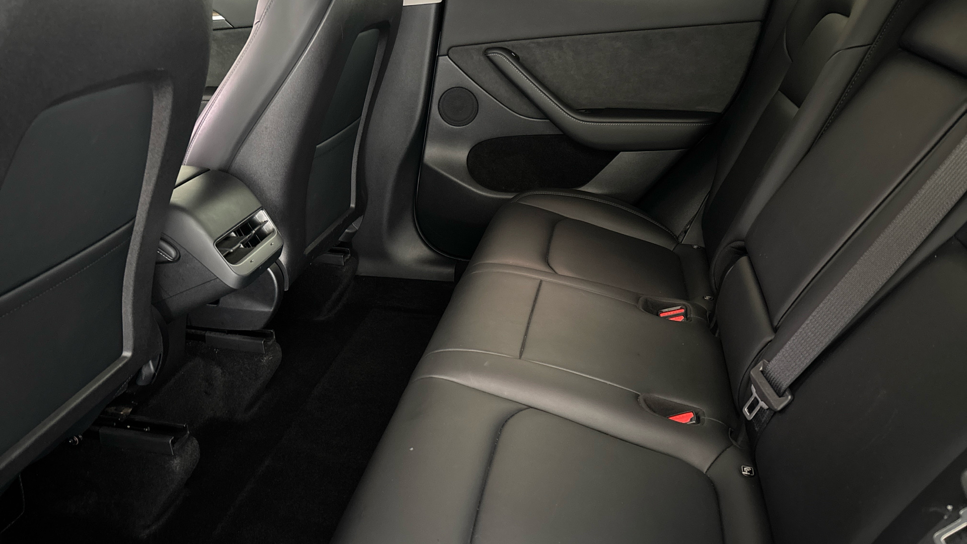 4058720 Long Range AWD 5dr Auto