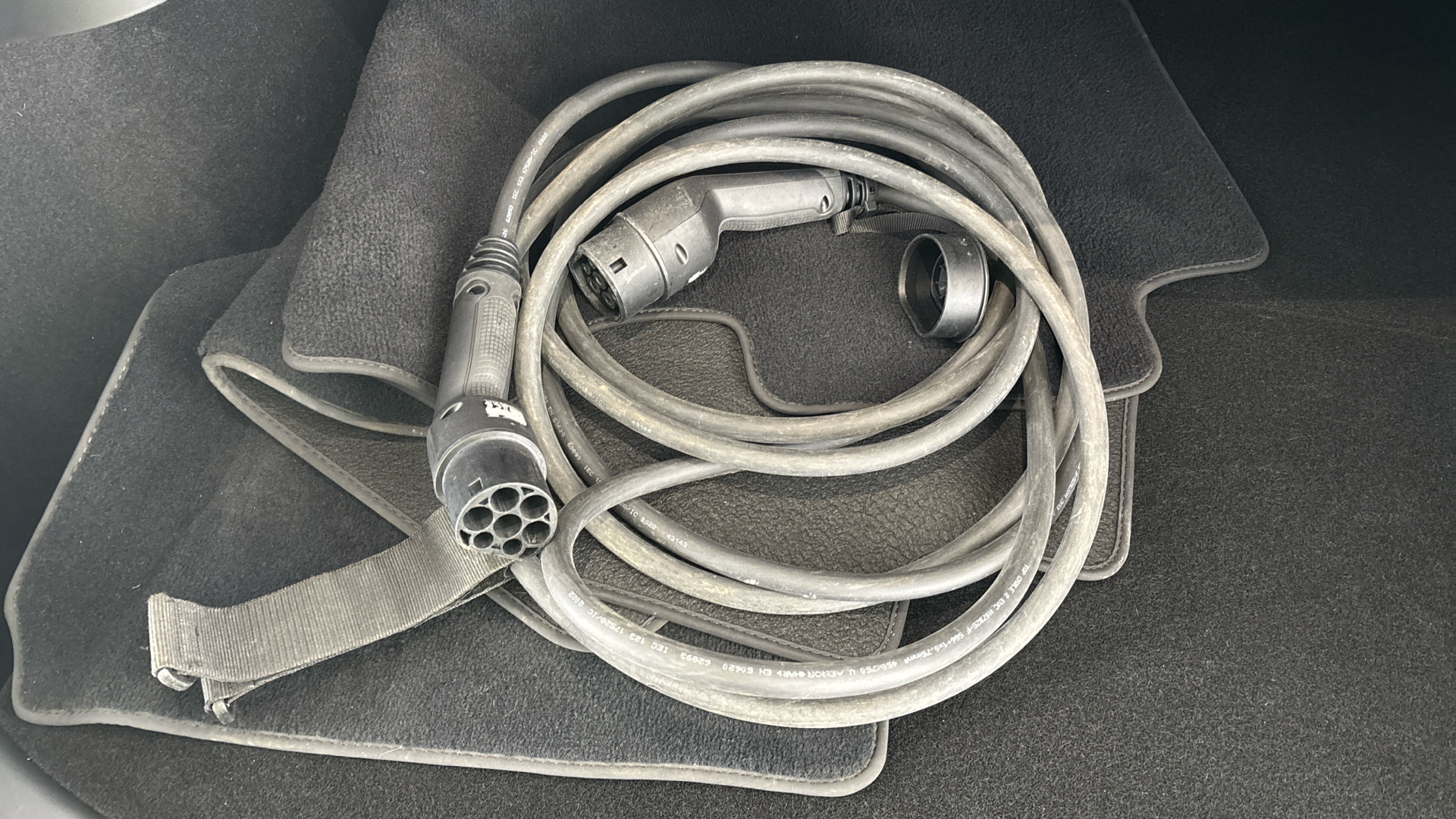 4058720 Long Range AWD 5dr Auto