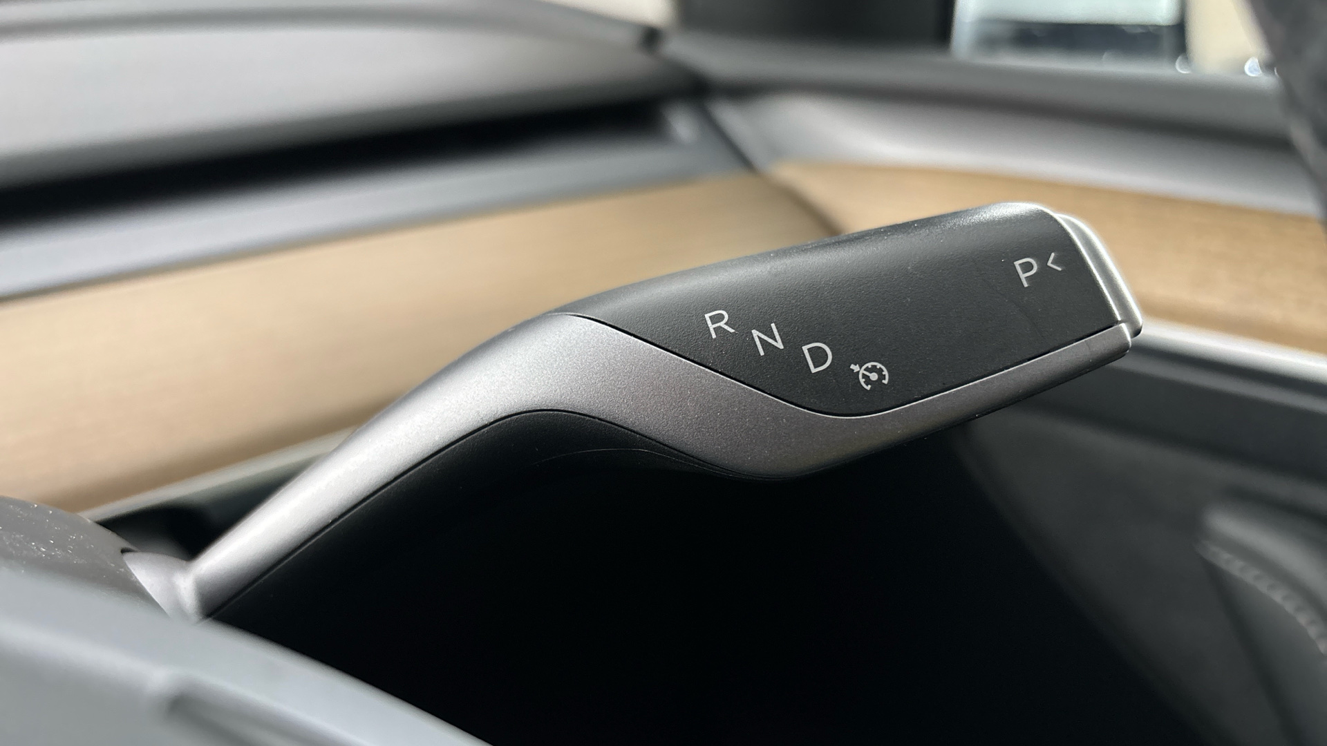 4058720 Long Range AWD 5dr Auto