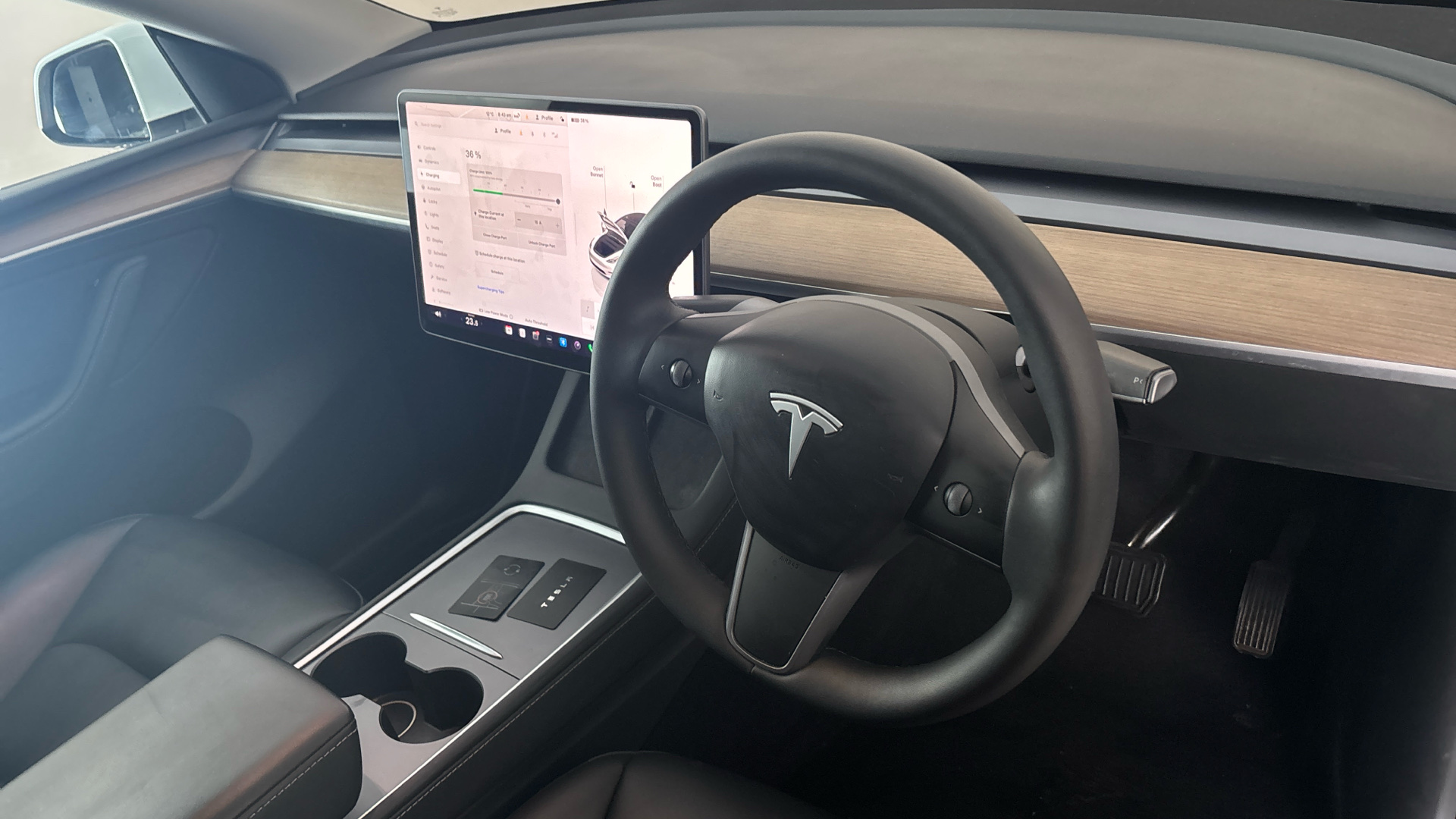 4020700 Long Range AWD 5dr Auto