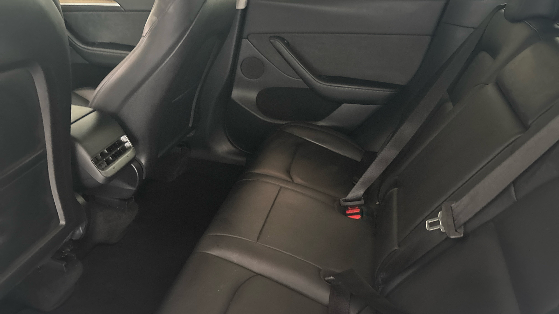 4020700 Long Range AWD 5dr Auto