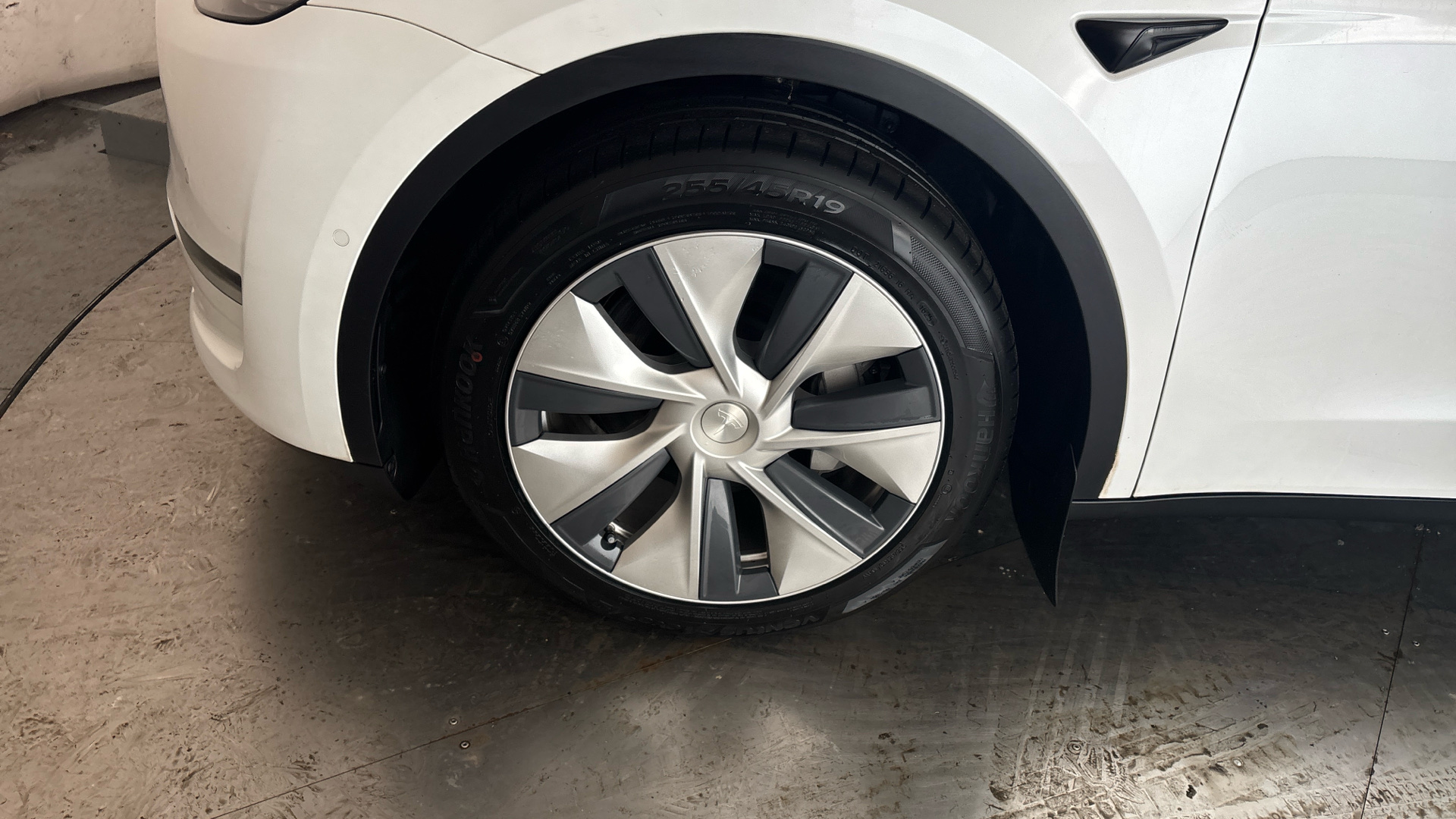 4020700 Long Range AWD 5dr Auto